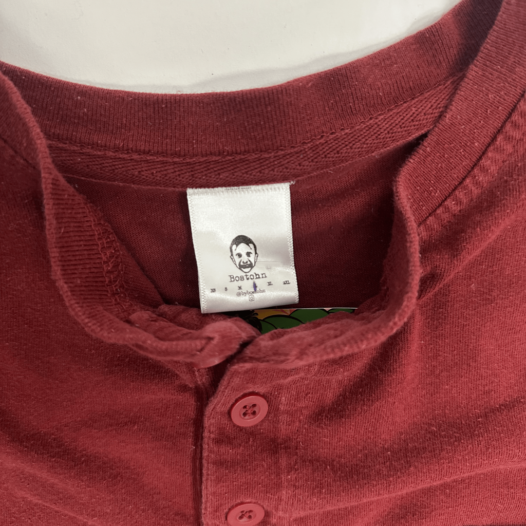 Red "بوسطن" Long sleeve Henley